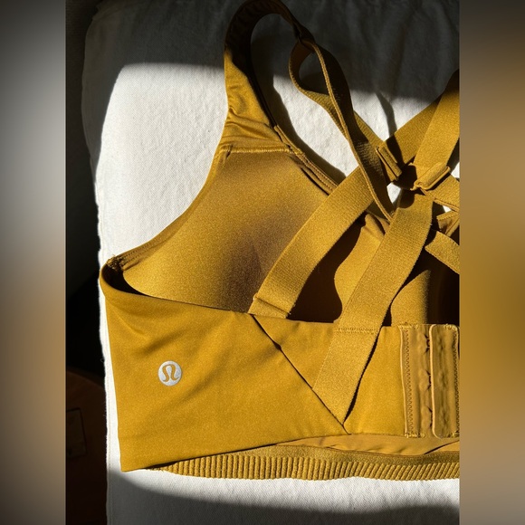 Lululemon Sports Bra💛 - Picture 4 of 7